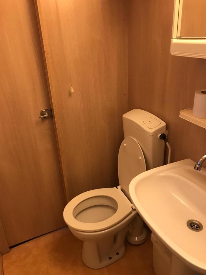 Chalet 'T Rijsterbos Op Camping Met Zwembad! Βίλα Εξωτερικό φωτογραφία